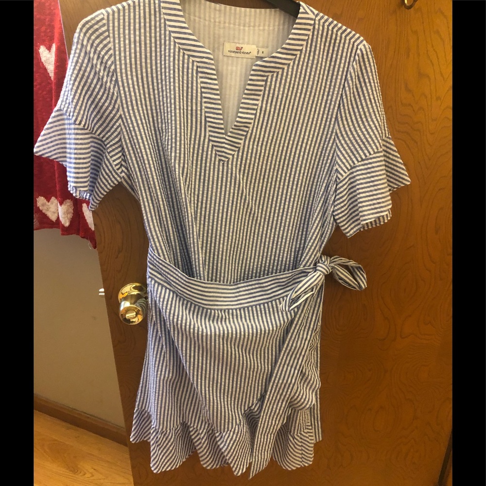 Vineyard Vines - dress